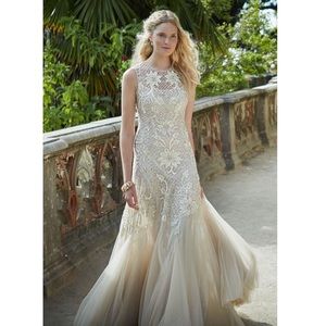 🔥 HOST PICK 🔥 Needle & Thread Dress - Champagne/Gold Gown